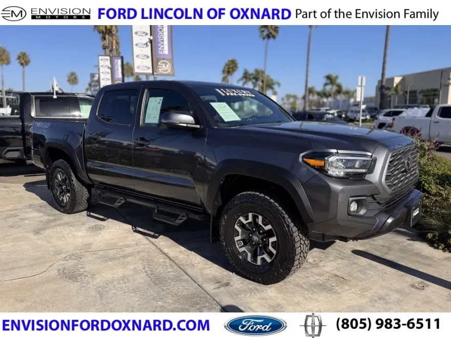 2023 Toyota Tacoma TRD photo 1