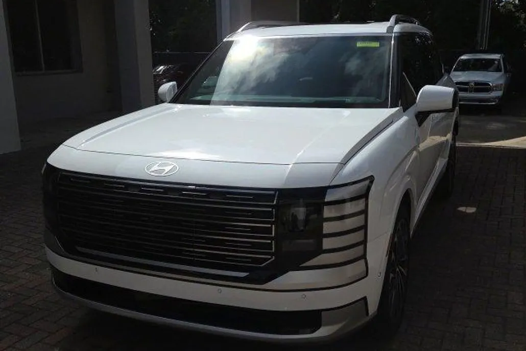 2026 Hyundai Palisade Calligraphy photo 1