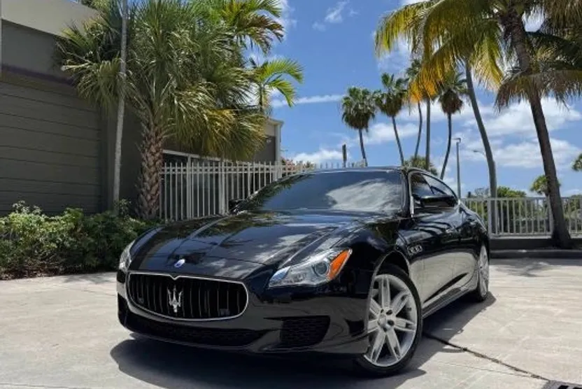 2016 Maserati Quattroporte photo 1