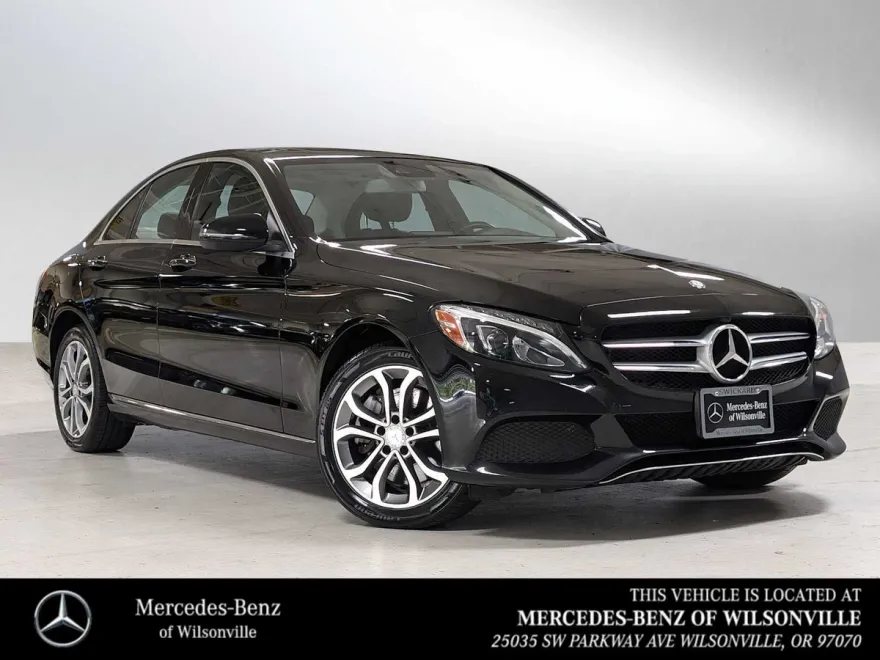 2017 Mercedes Benz C 300 photo 1