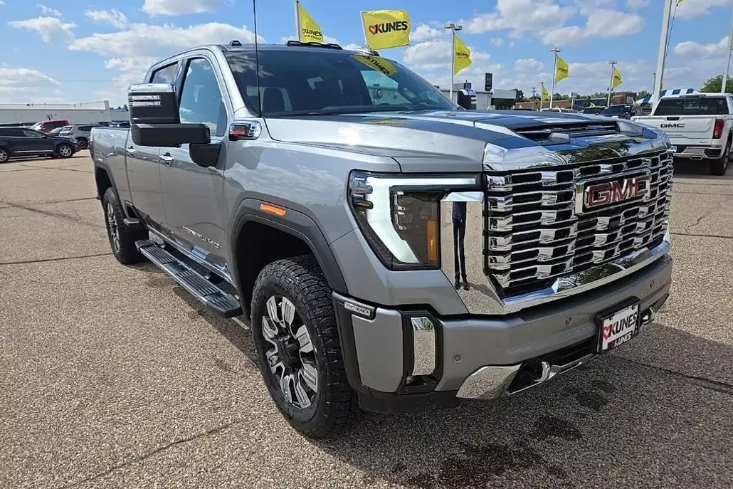 2025 Gmc Sierra HD Denali photo 1