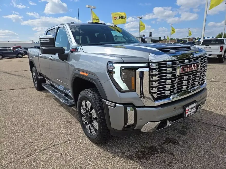 2025 Gmc Sierra HD Denali photo 1