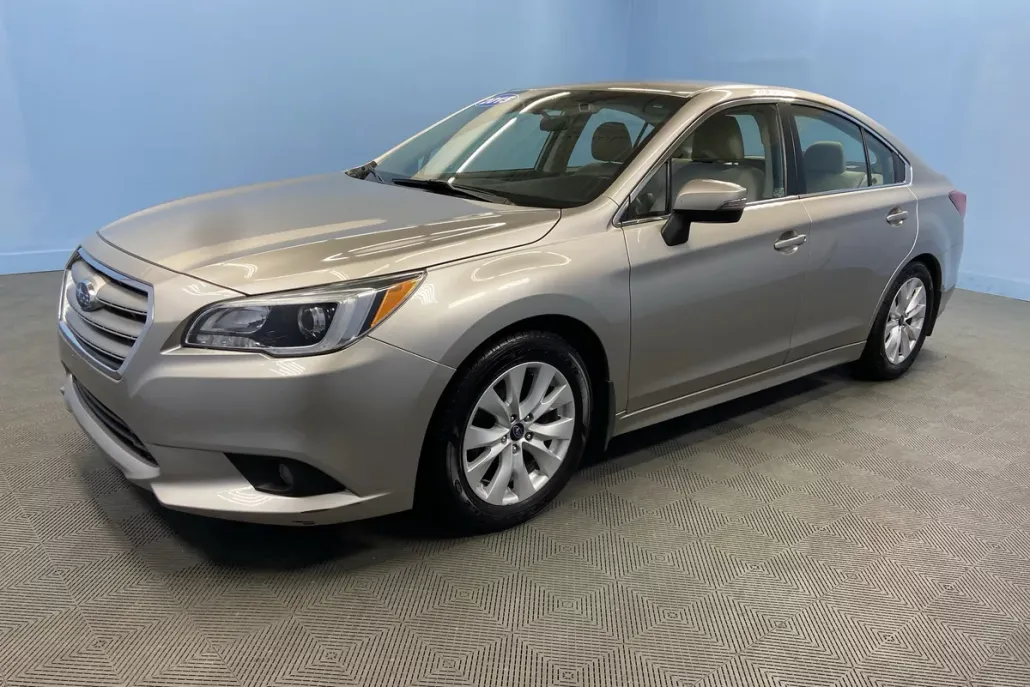 2015 Subaru Legacy 2.5i Premium photo 1