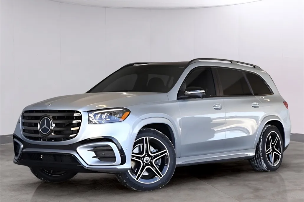 2025 Mercedes Benz GLS 450 4MATIC photo 1