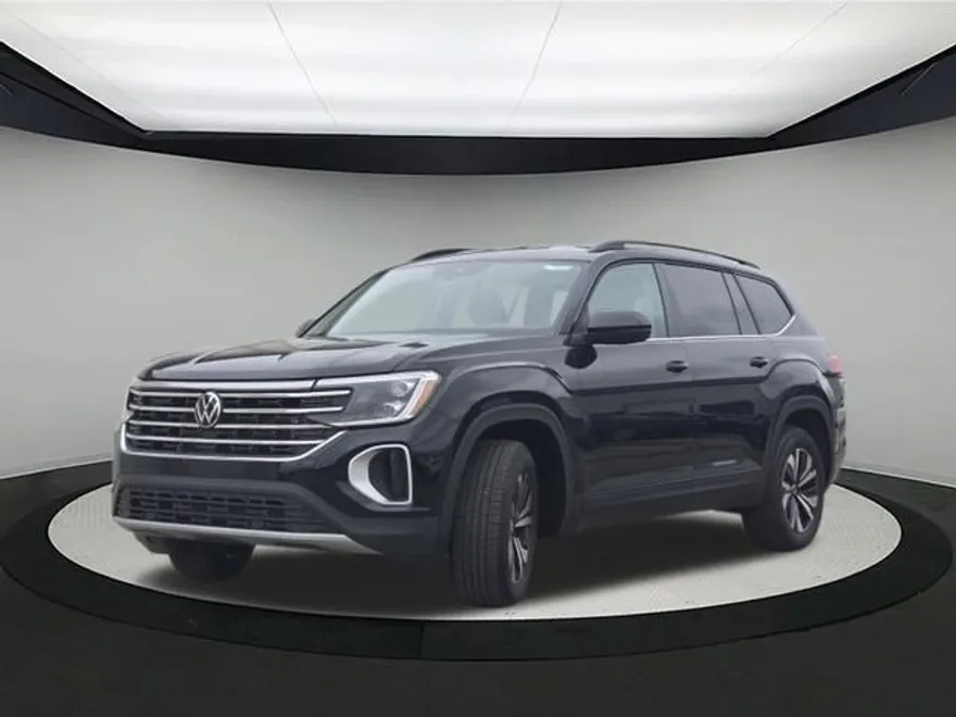 2025 Volkswagen Atlas SE photo 1
