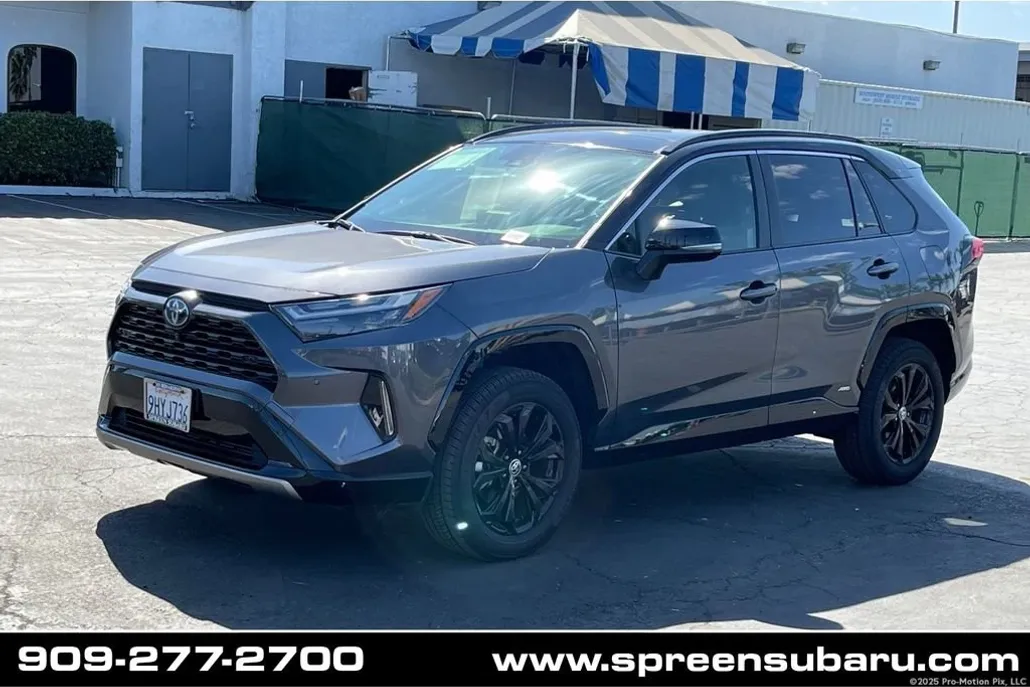 2023 Toyota RAV4 Hybrid XSE photo 1