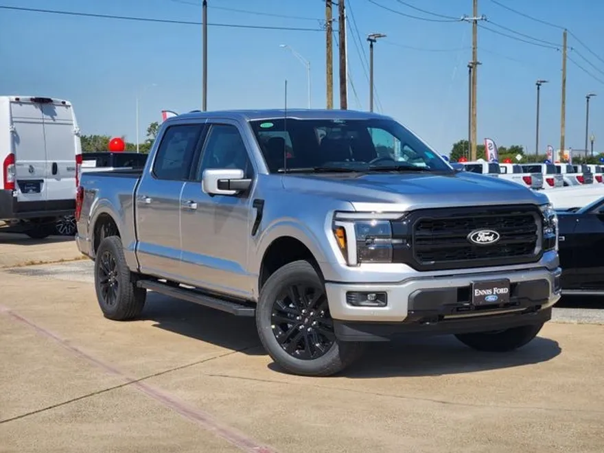 2025 Ford F-150 Lariat photo 1