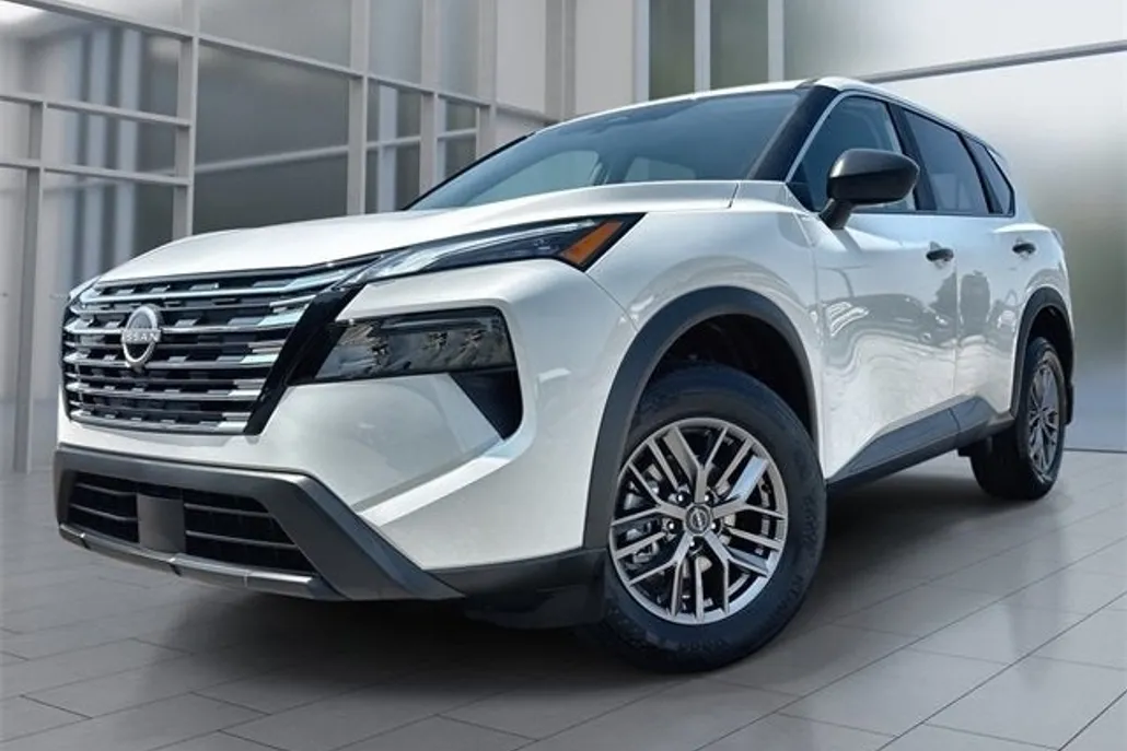 2025 Nissan Rogue S photo 1