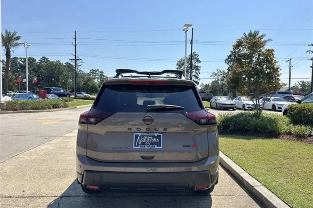 2026 Nissan Rogue SV photo 1