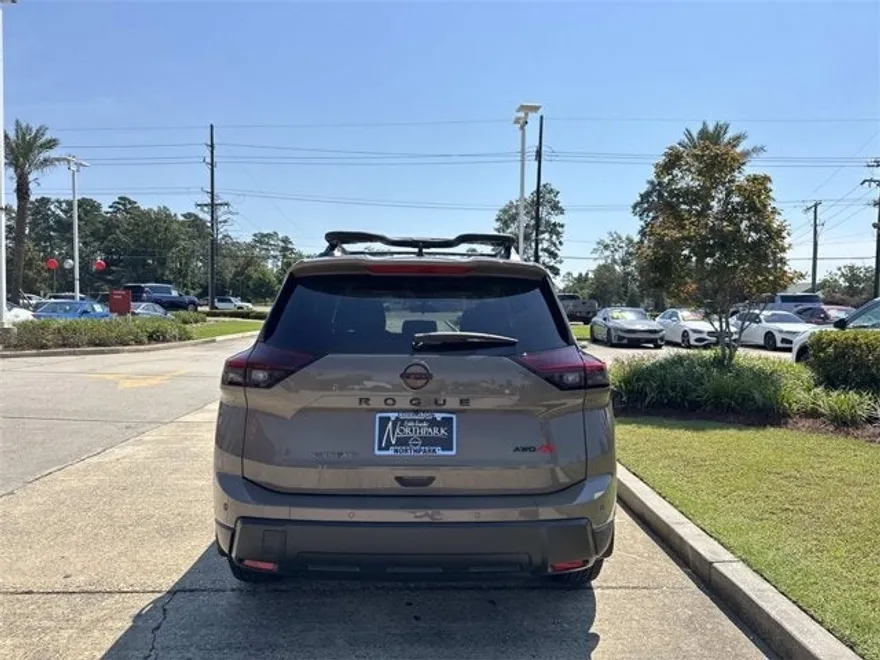 2026 Nissan Rogue SV photo 1