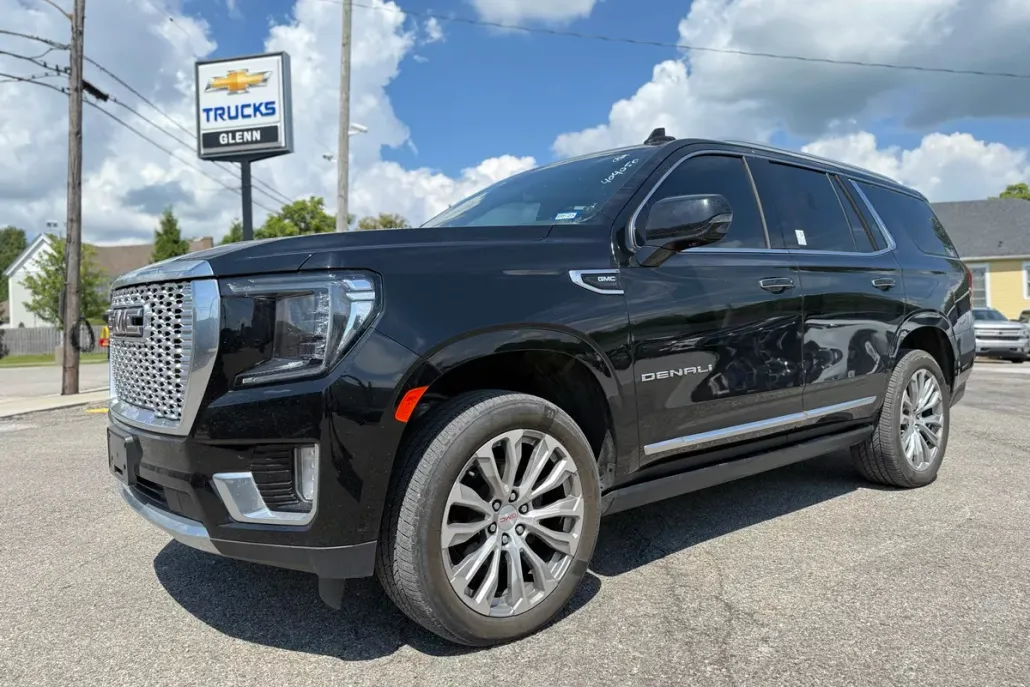 2023 Gmc Yukon Denali photo 1