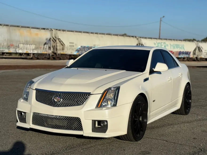 2011 Cadillac CTS Sedan photo 1