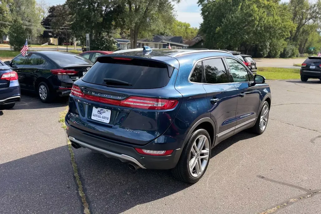 2017 Lincoln MKC Reserve photo 1