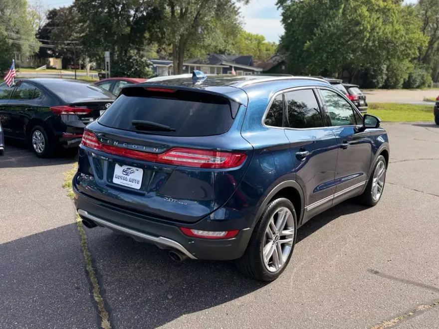 2017 Lincoln MKC Reserve photo 1