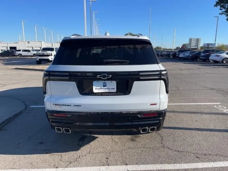 2026 Chevrolet Traverse RS photo 1