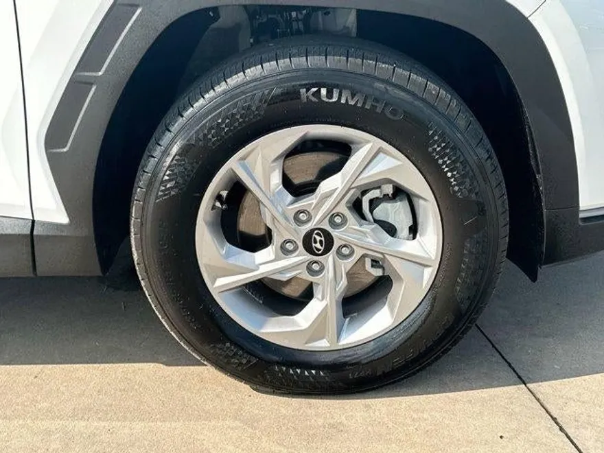 2024 Hyundai Tucson SEL photo 1