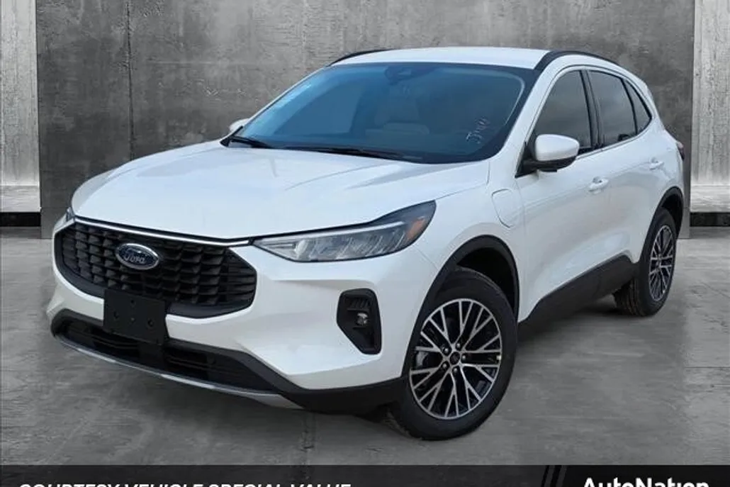 2025 Ford Escape photo 1
