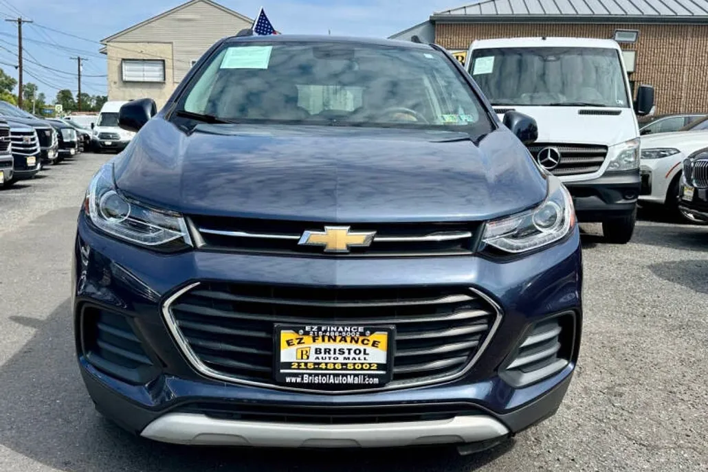 2018 Chevrolet Trax LT photo 1