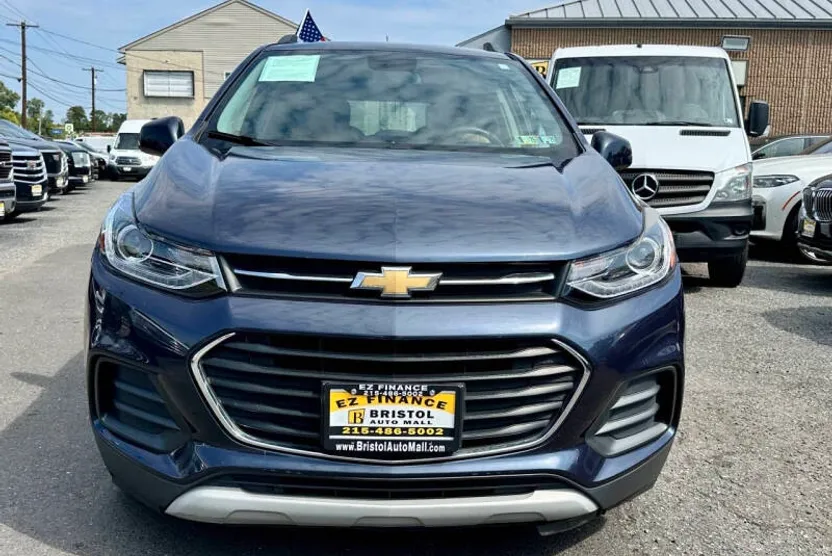 2018 Chevrolet Trax LT photo 1