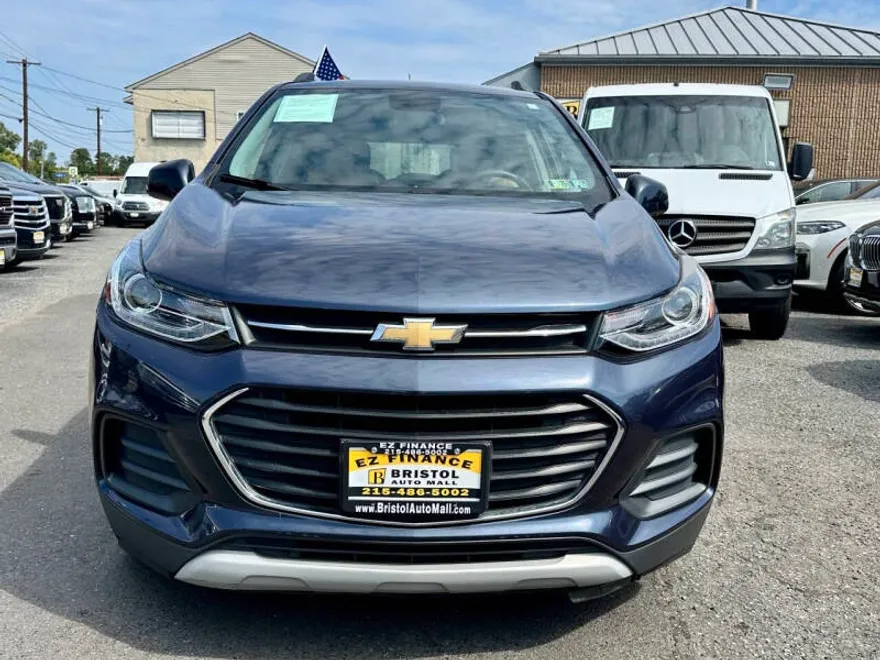 2018 Chevrolet Trax LT photo 1