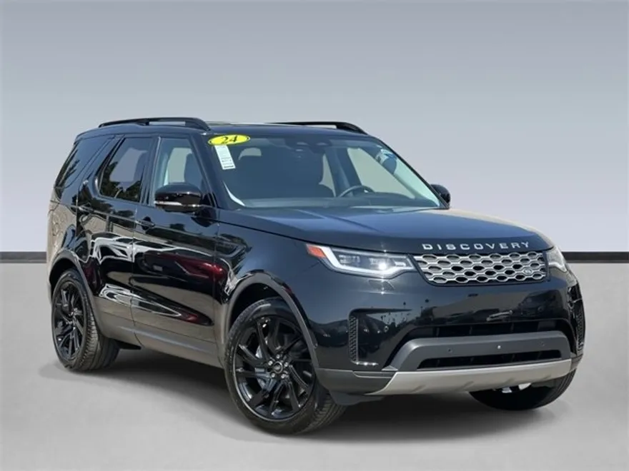 2024 Land Rover Discovery P300 S photo 1