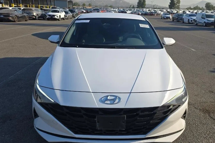 2023 Hyundai Elantra Hybrid Blue photo 1