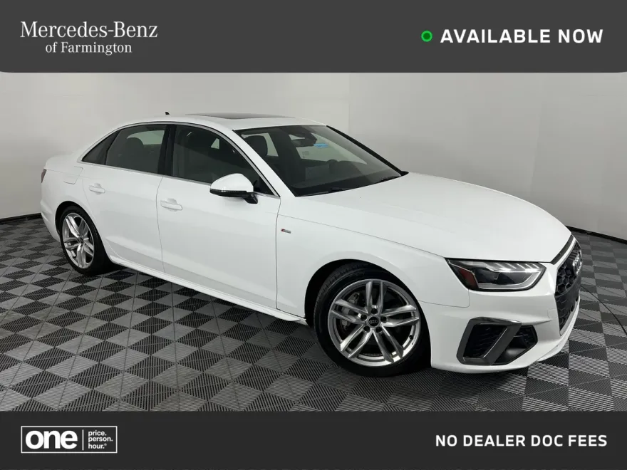 2023 Audi A4 S line Quattro Premium Plus photo 1