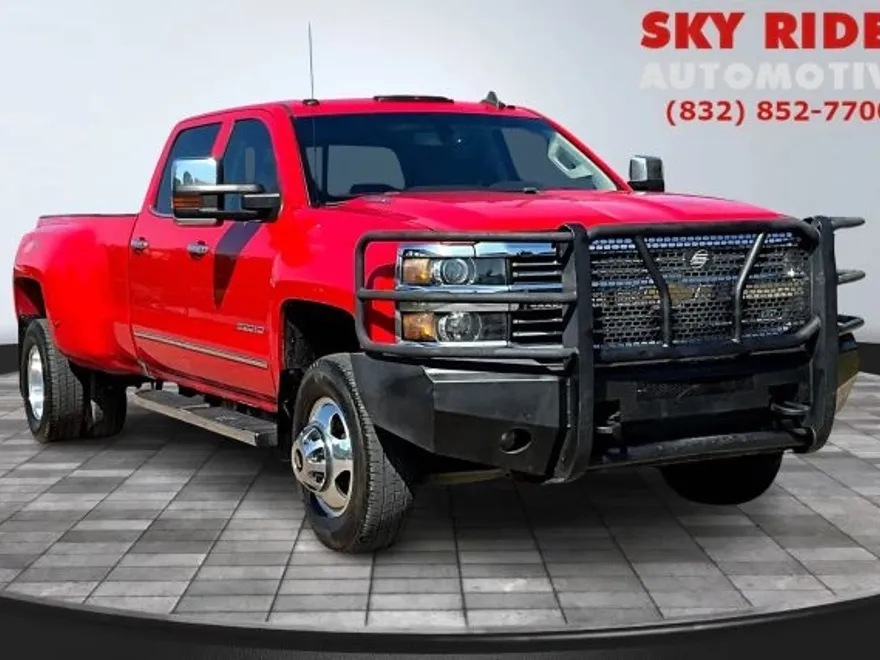 2016 Chevrolet Silverado 3500HD LTZ photo 1