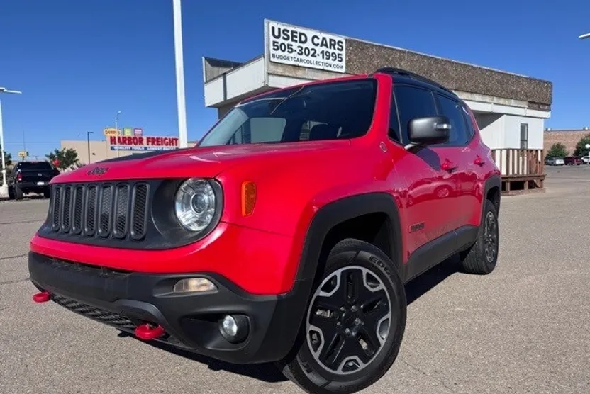2017 Jeep Renegade Trailhawk photo 1