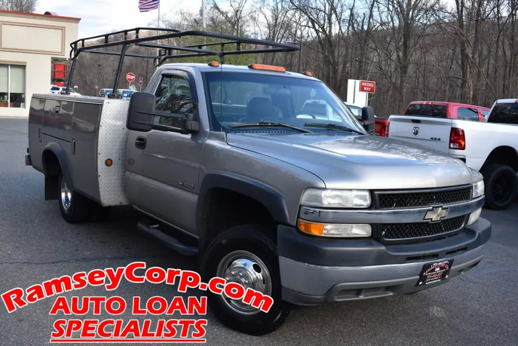 2002 Chevrolet Silverado 3500HD LS photo 1