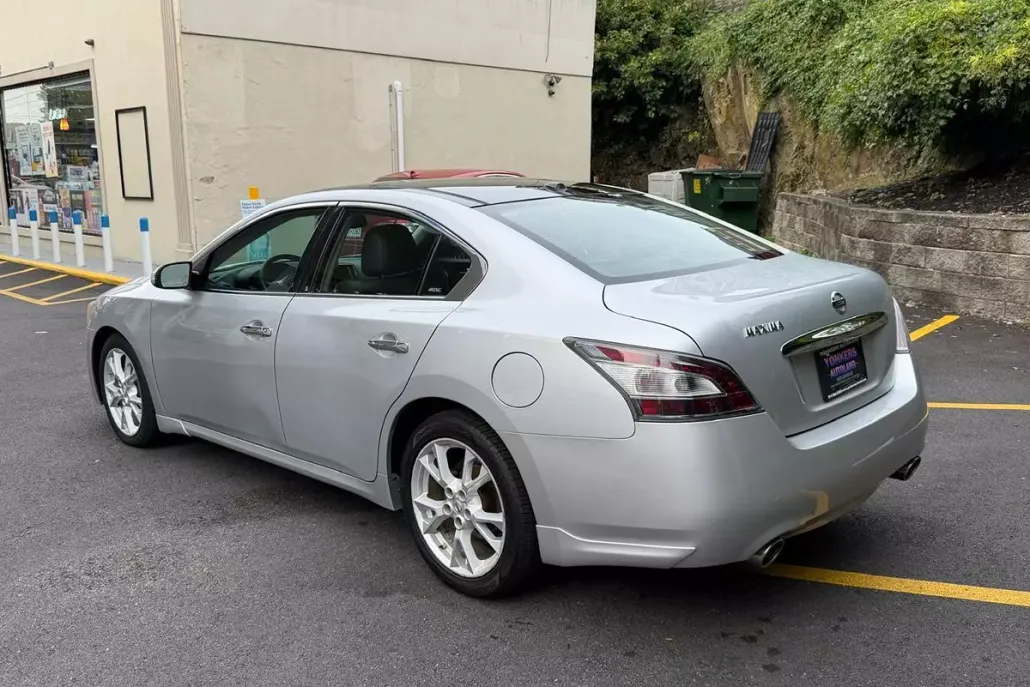 2012 Nissan Maxima SV Premium photo 1
