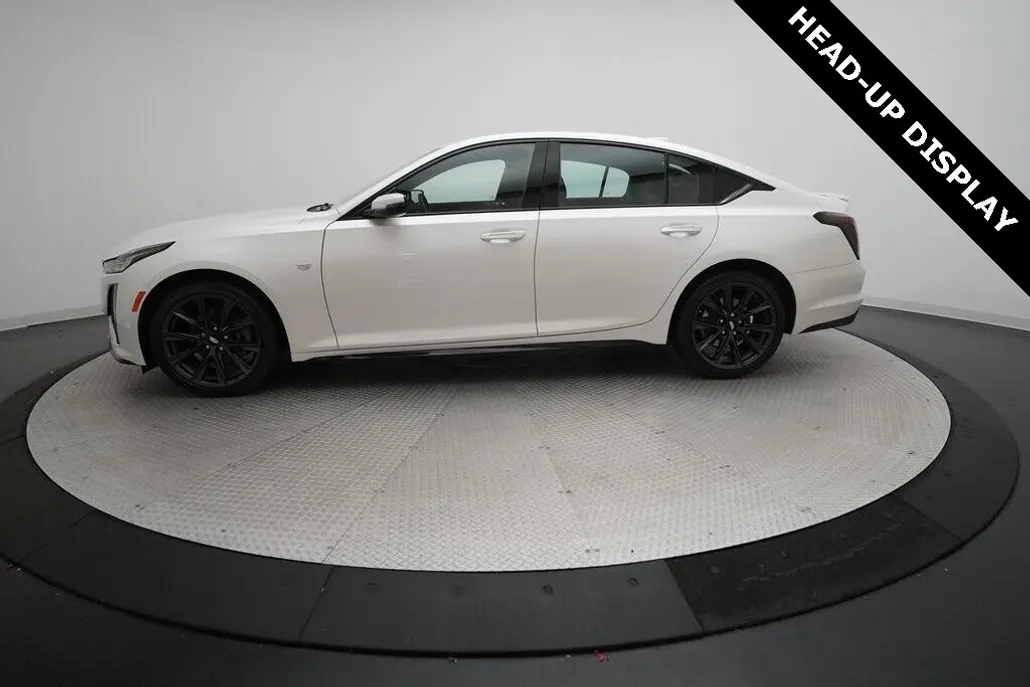 2022 Cadillac CT5 Sport photo 1
