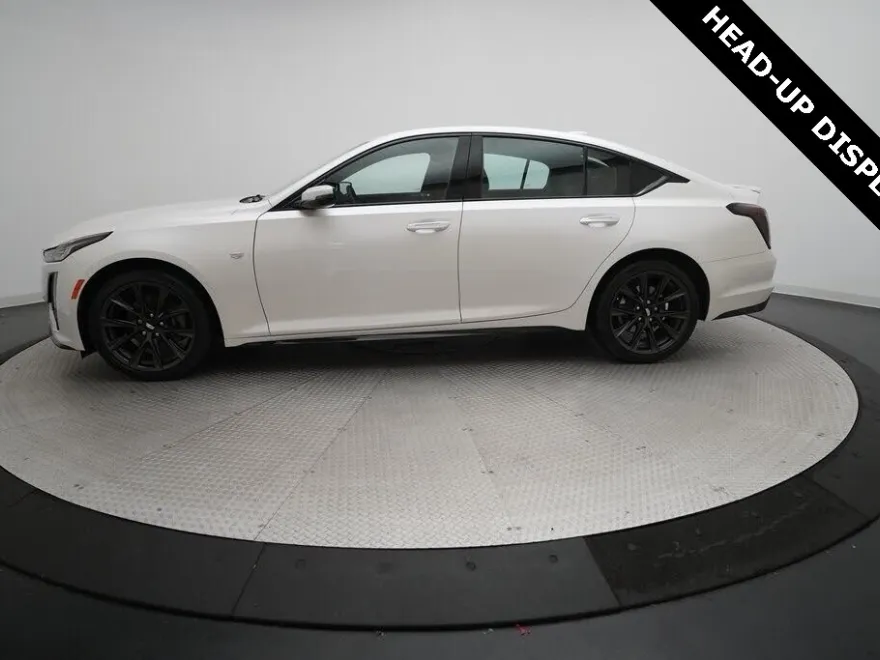 2022 Cadillac CT5 Sport photo 1