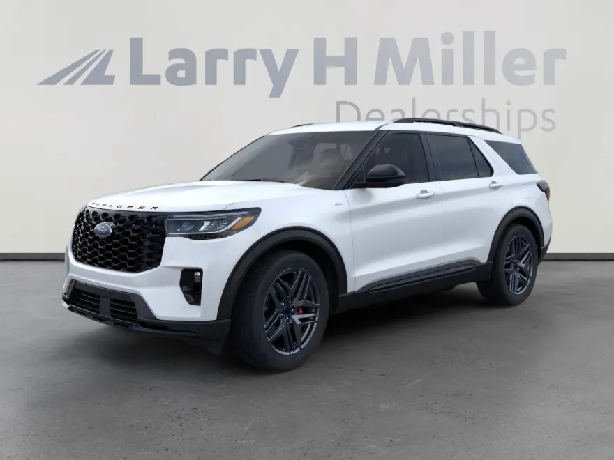 2025 Ford Explorer ST-Line photo 1