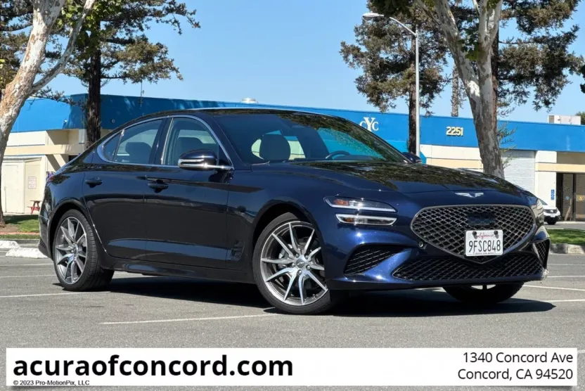 2023 Genesis G70 2.0T photo 1