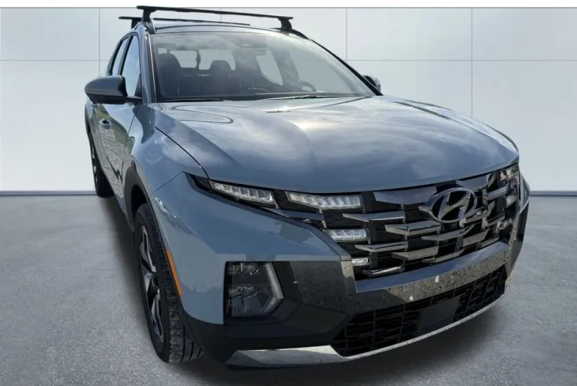 2024 Hyundai Santa Cruz Limited photo 1