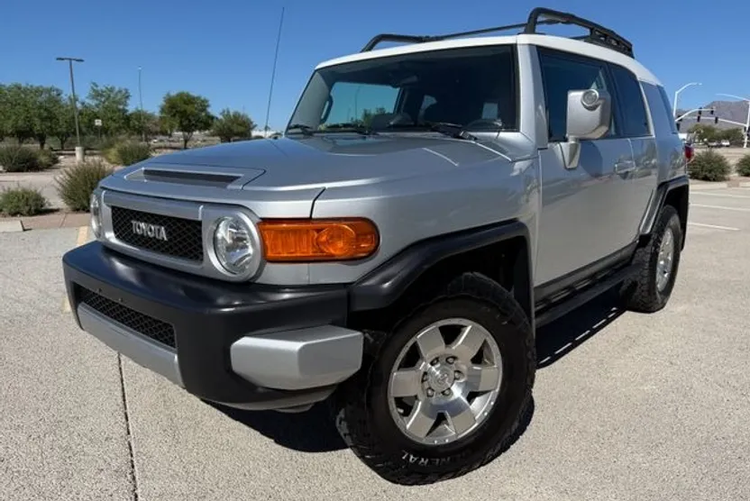 2008 Toyota FJ Cruiser Base photo 1