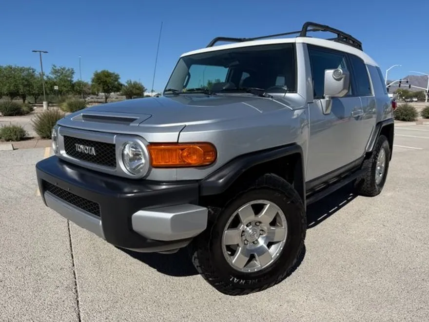 2008 Toyota FJ Cruiser Base photo 1