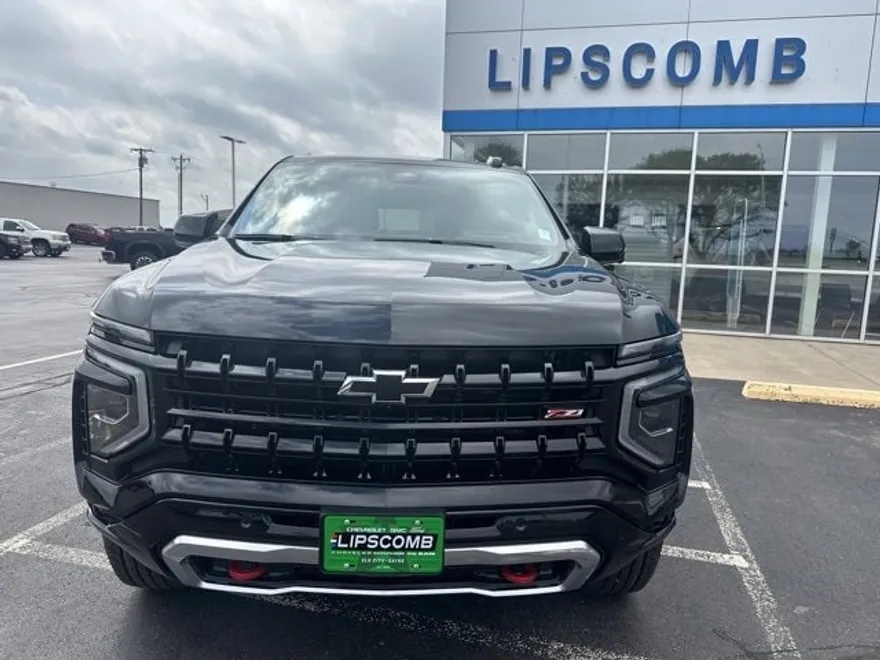 2025 Chevrolet Tahoe Z71 photo 1