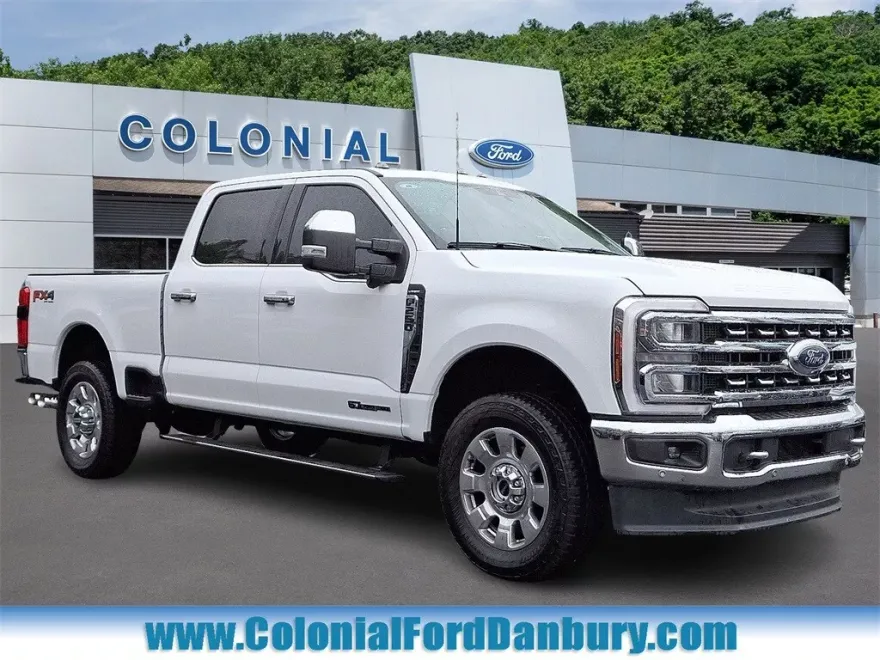 2024 Ford F-250 photo 1