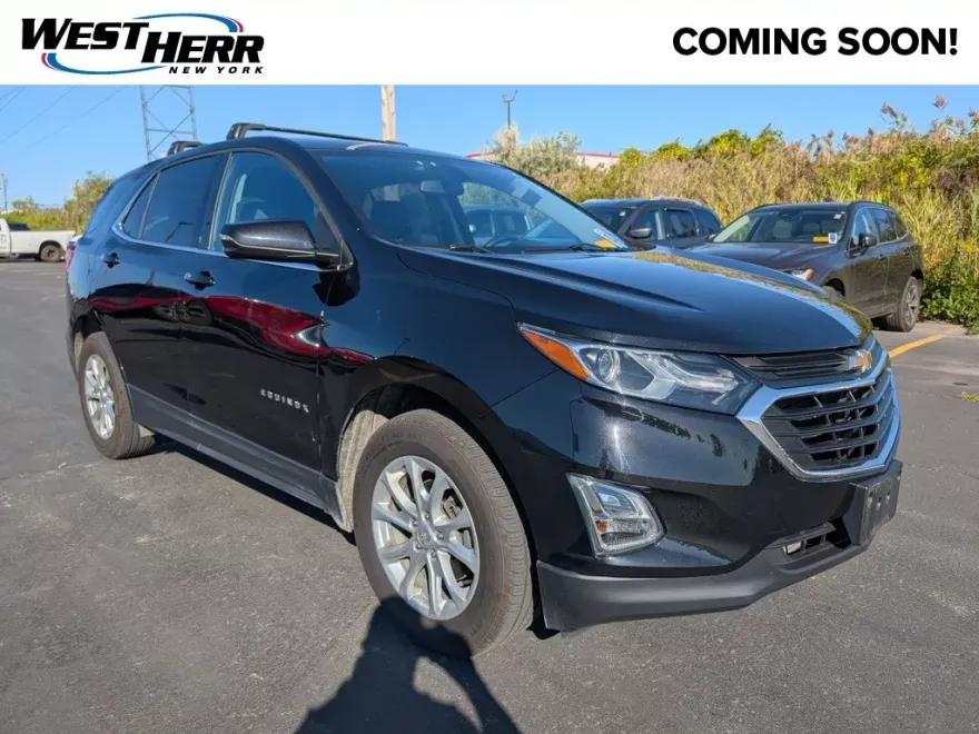 2019 Chevrolet Equinox LT photo 1
