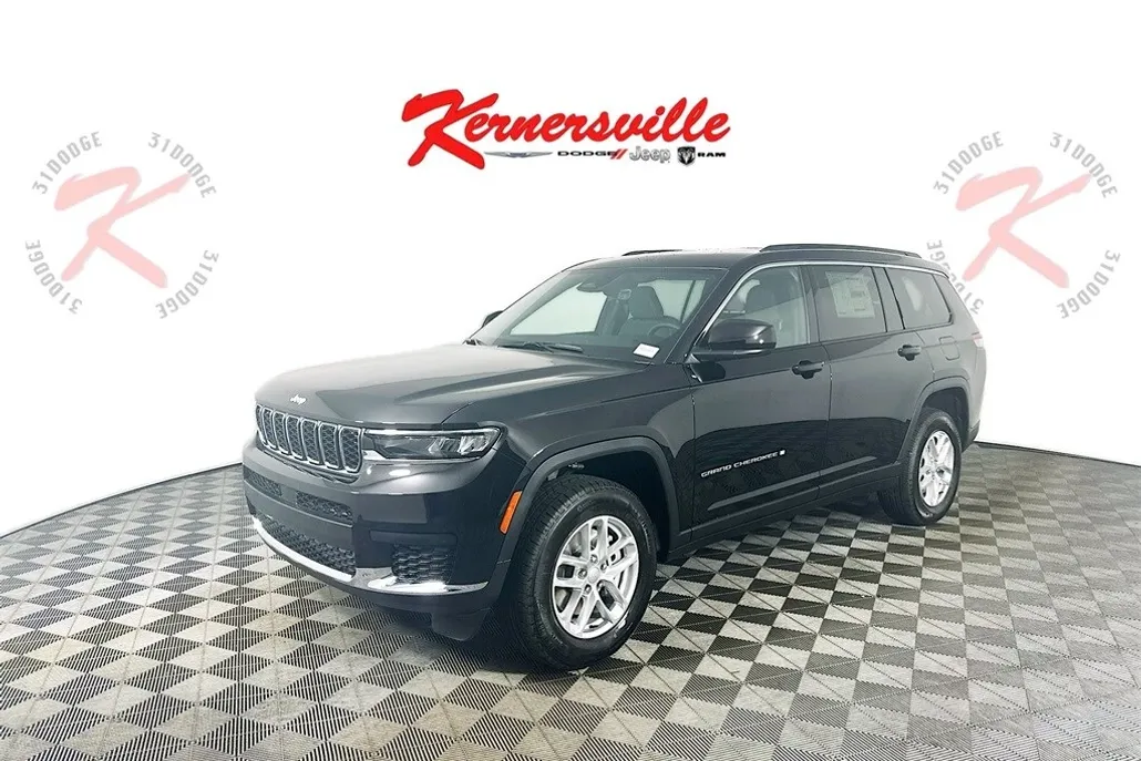 2025 Jeep Grand Cherokee Laredo X photo 1