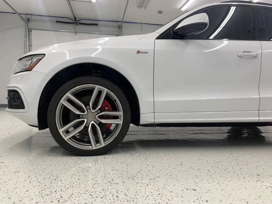 2016 Audi SQ5 Premium Plus photo 1