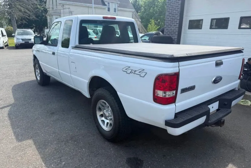 2011 Ford Ranger XLT photo 1