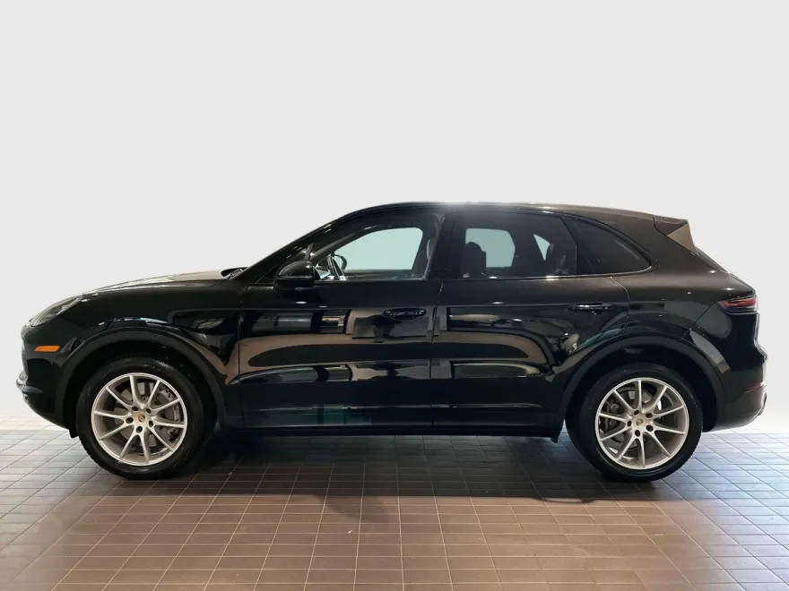 2021 Porsche Cayenne Base photo 1