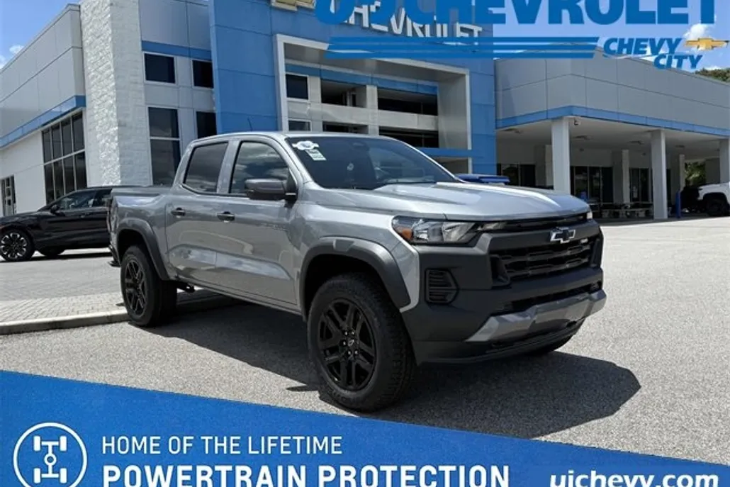 2025 Chevrolet Colorado Trail Boss photo 1