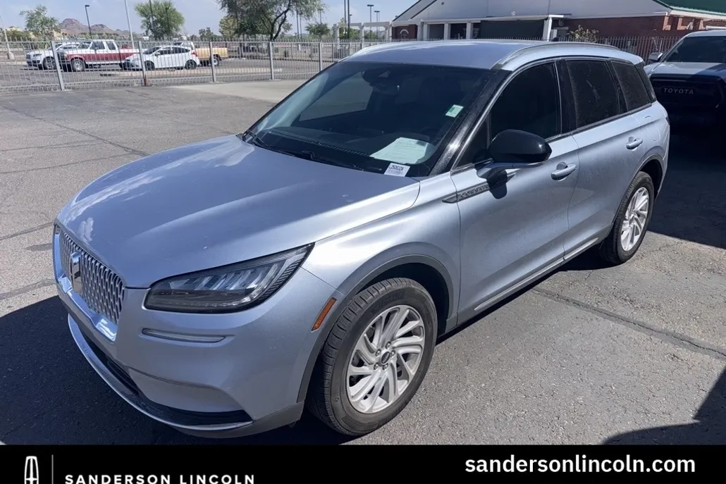 2022 Lincoln Corsair Standard photo 1