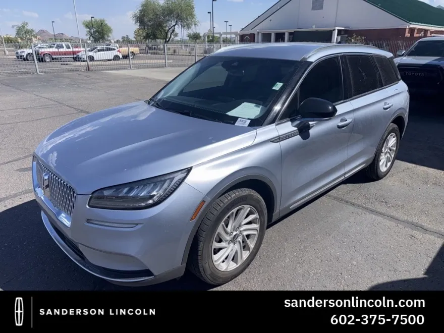2022 Lincoln Corsair Standard photo 1