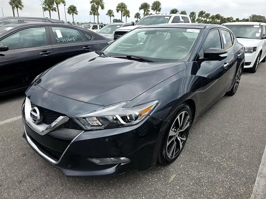 2016 Nissan Maxima S photo 1