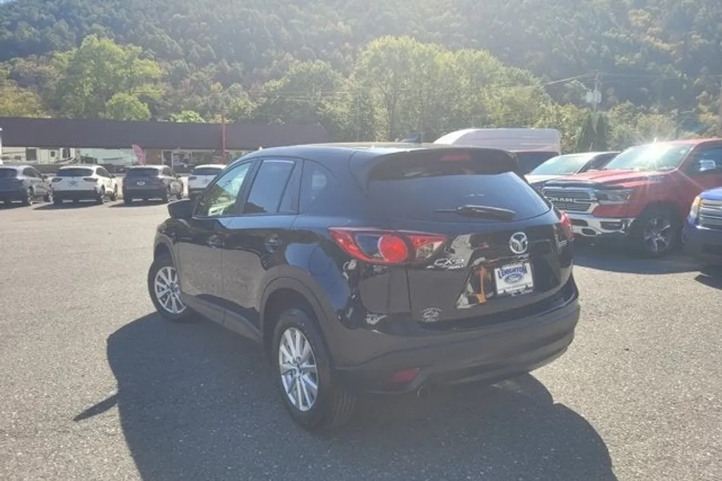 2016 Mazda CX-5 Touring photo 1
